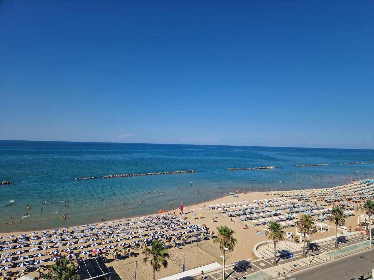 Appartamento Sul Mare テルモリ エクステリア 写真